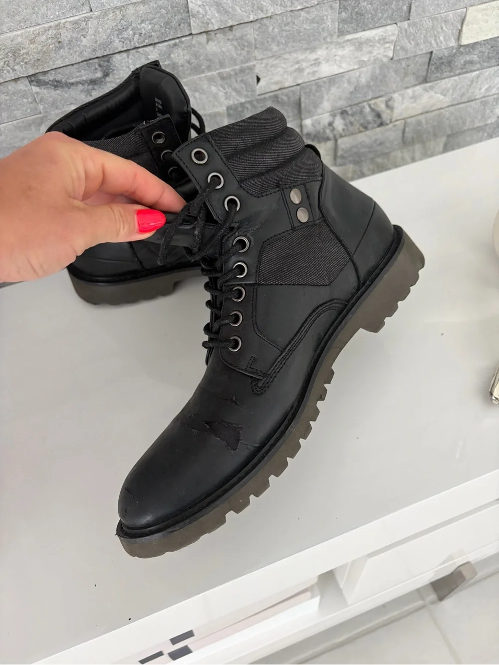 Steve Madden Leather Boot  9